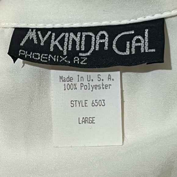 My Kinda Gal Vintage Cream Blouse Black Paisley Shoulder Pads Made in USA L - Picture 14 of 15